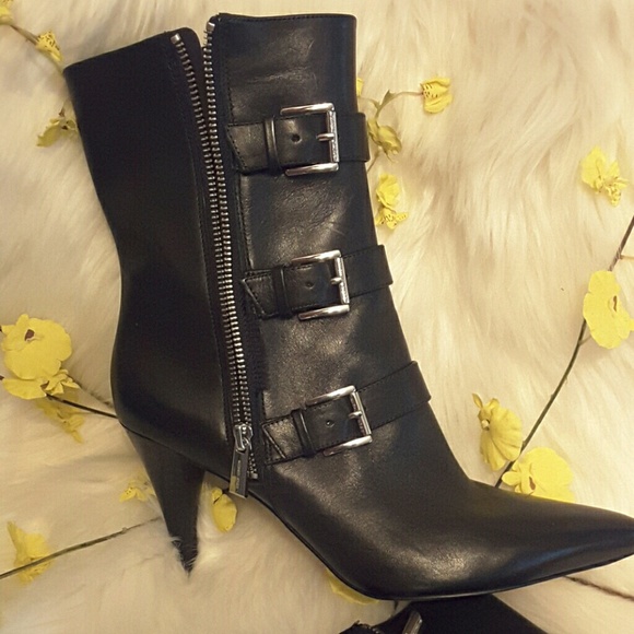 MICHAEL KORS genuine leather boot with zipper - Picture 3 of 8
